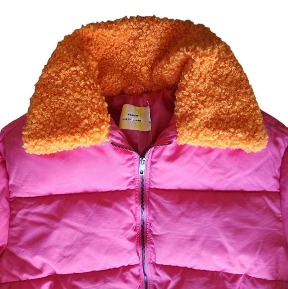 Urban Outfitters Pink Puffer Coat - Picture 8 of 13